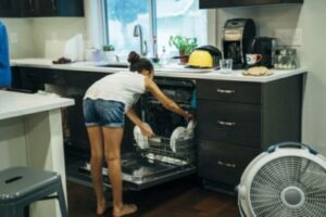 4 Reasons Your Children Need Weekly Chores